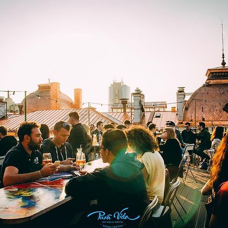 Pura Vida Sky Bar & Hostel Bukarest Eksteriør billede